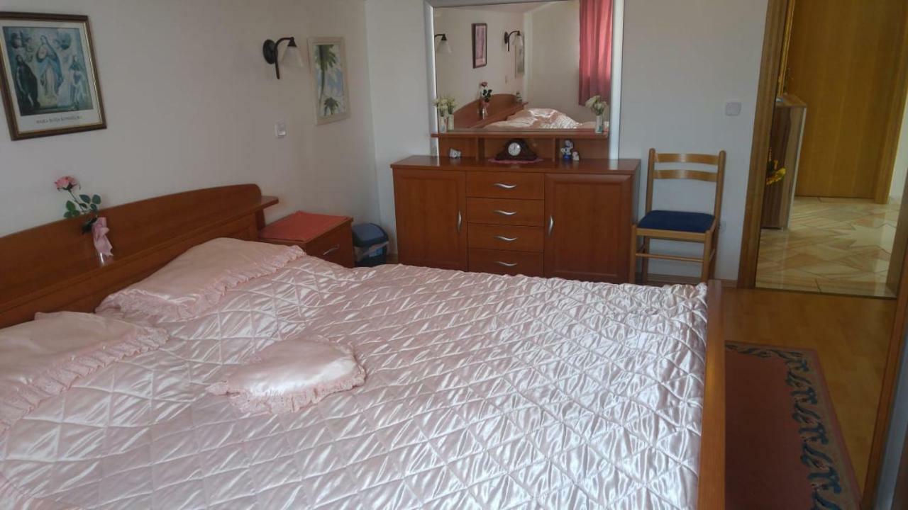 Apartman Janja Пореч Екстериор снимка
