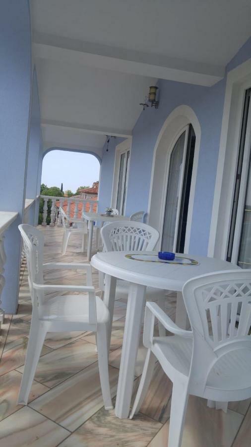 Apartman Janja Пореч Екстериор снимка