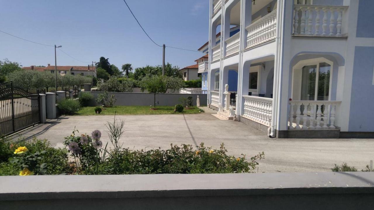 Apartman Janja Пореч Екстериор снимка